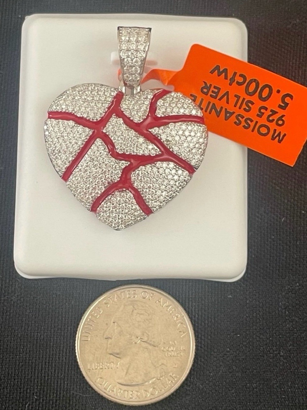 5.00ctw Iced out Moissanite broken heart pendant,rhodium plating over 925 silver - Picture 2 of 2